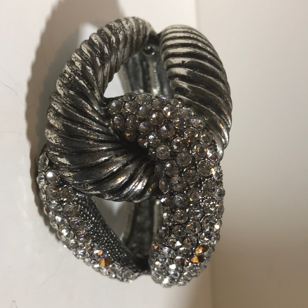 Silver braid hinged bracket